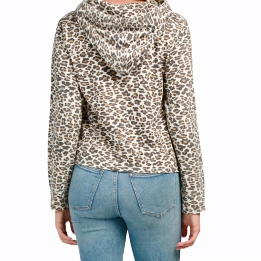 C&C California Leopard Print Twist Front Hooded Sweatshirt Size Medium